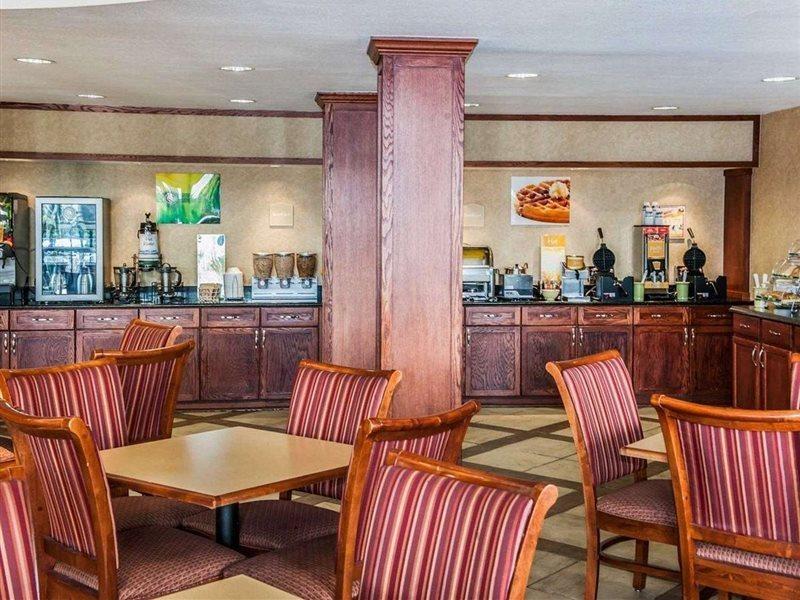 Quality Inn Castleton Luaran gambar