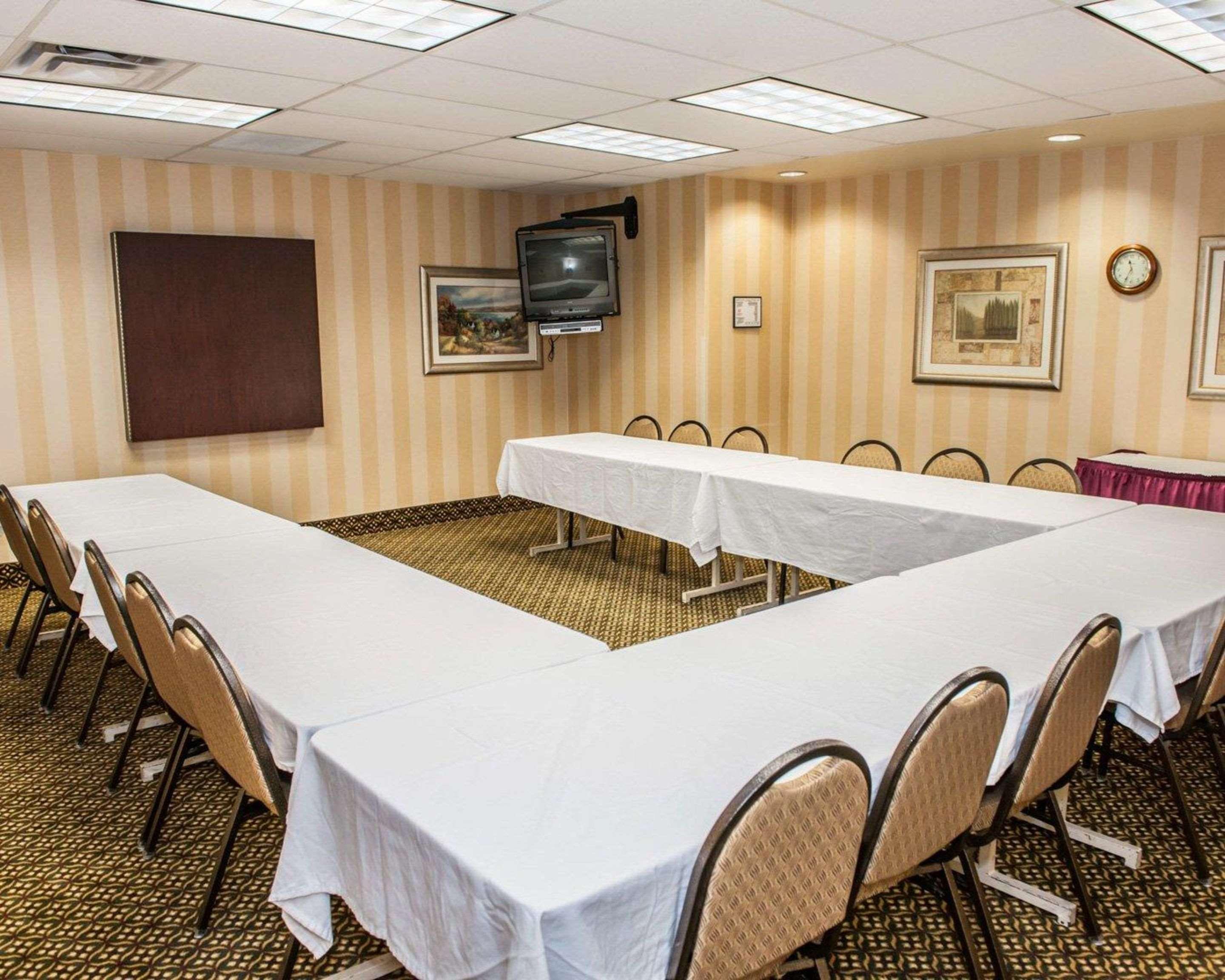 Quality Inn Castleton Luaran gambar