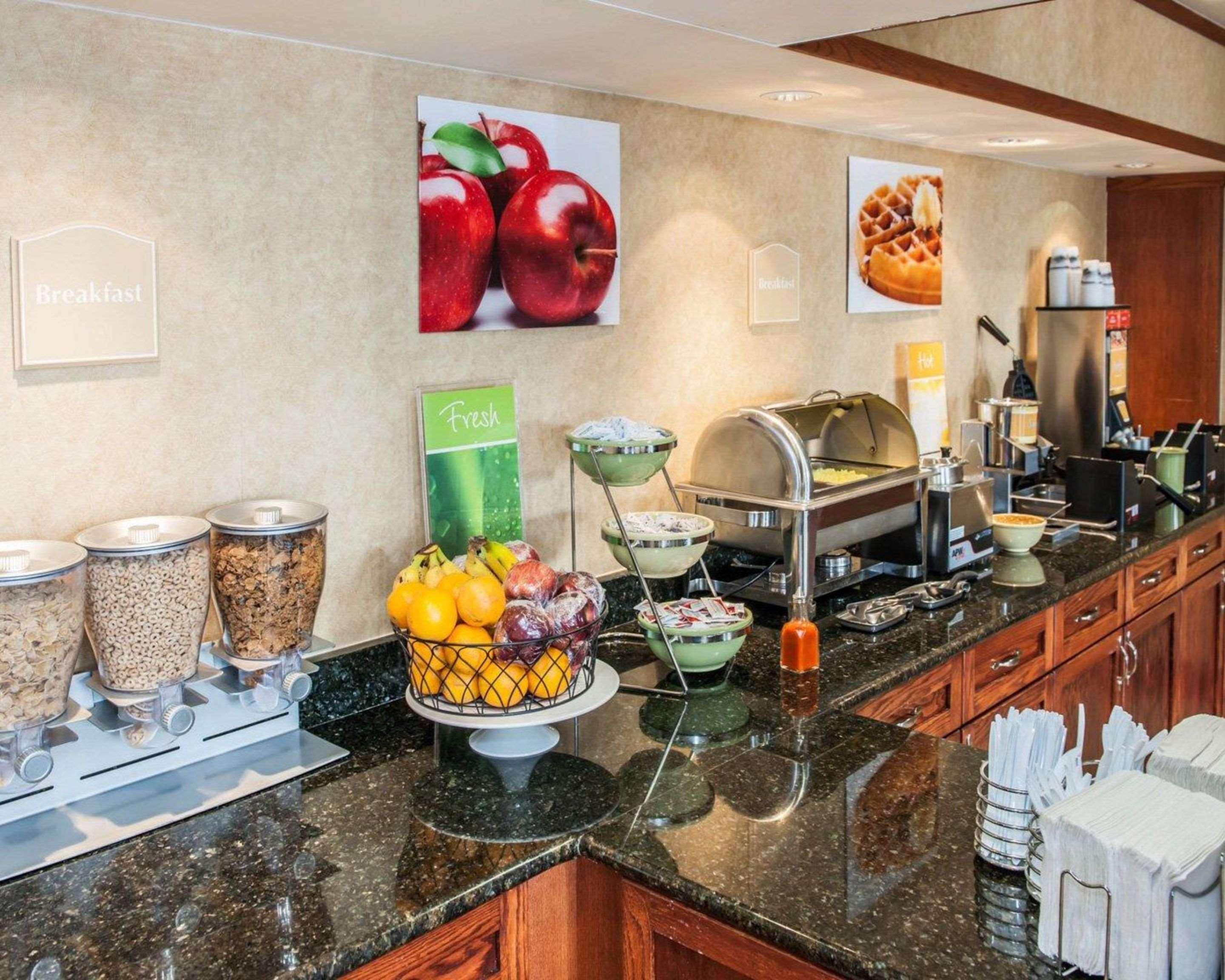 Quality Inn Castleton Luaran gambar